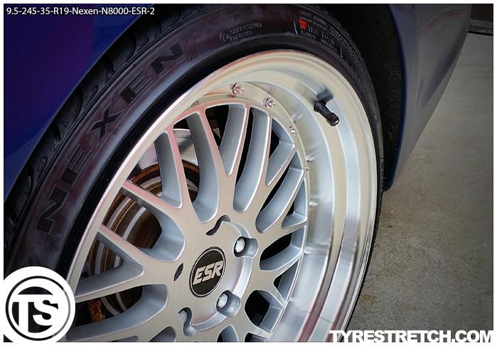 An example of tyre stretch: 245/35 R19 on 9.5J – NEXEN (ESR)