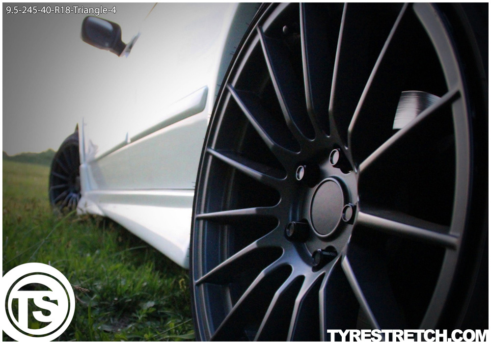 An example of tyre stretch: 245/40 R18 on 9.5J – TRIANGLE