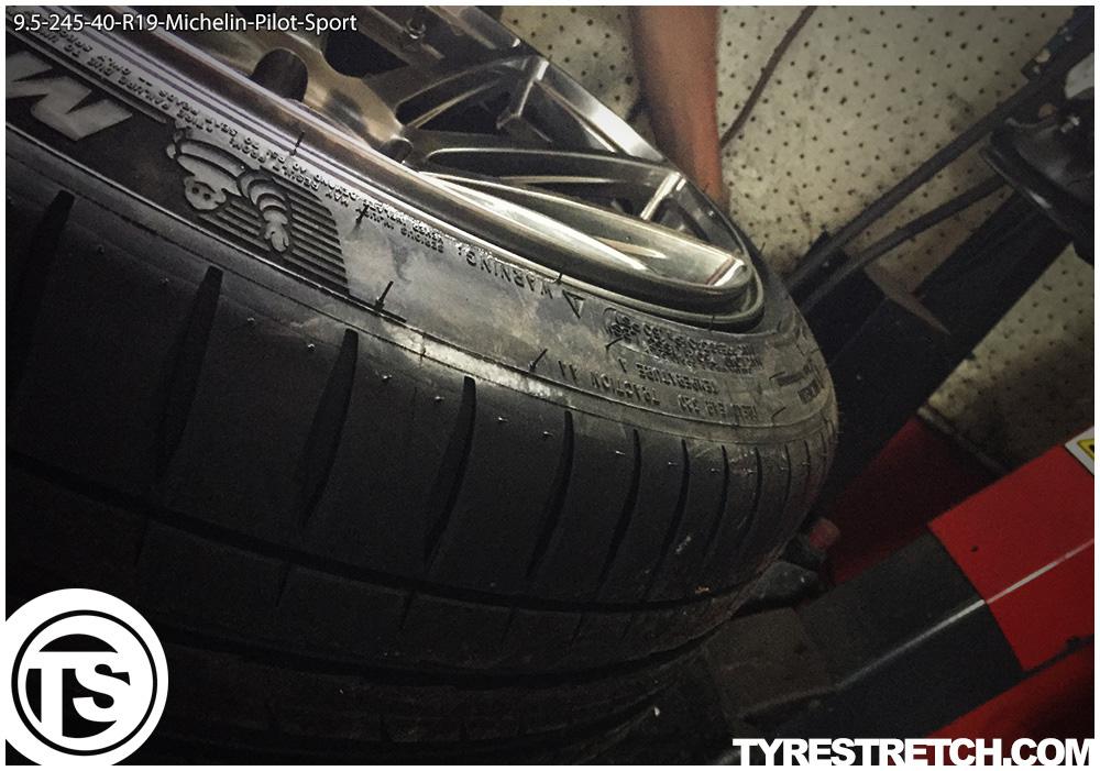 An example of tyre stretch: 245/40 R19 on 9.5J – MICHELIN