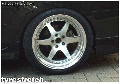 An example of tyre stretch: 275/35 R19 on 9.5J – TOYO