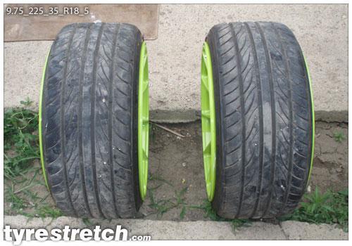 225/35 R18 on 9.75J
